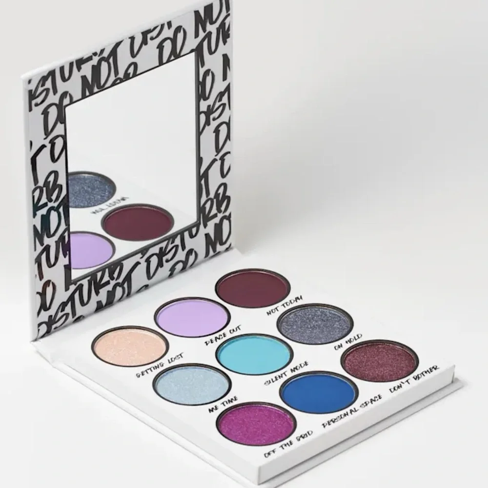 BH Cosmetics Colorful Eyeshadow Palette with Blue and Purple Shades